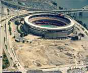 stad_const_aerial.jpg (5409 bytes)